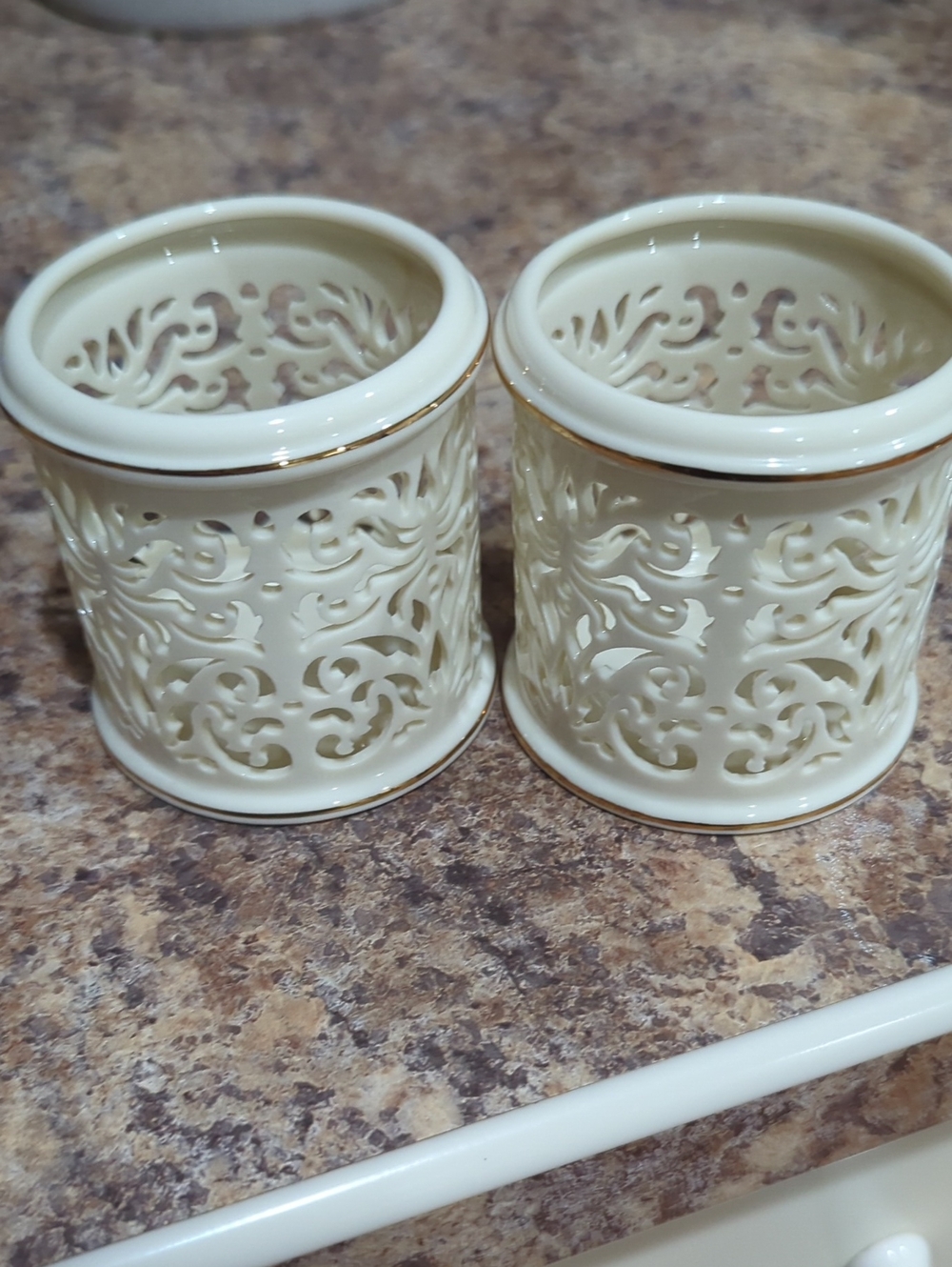 Lenox Cream Ceramic Filigree Votive Holders with Gold Trim
